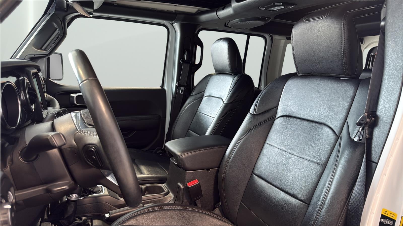2023 Jeep Wrangler Sahara Altitude