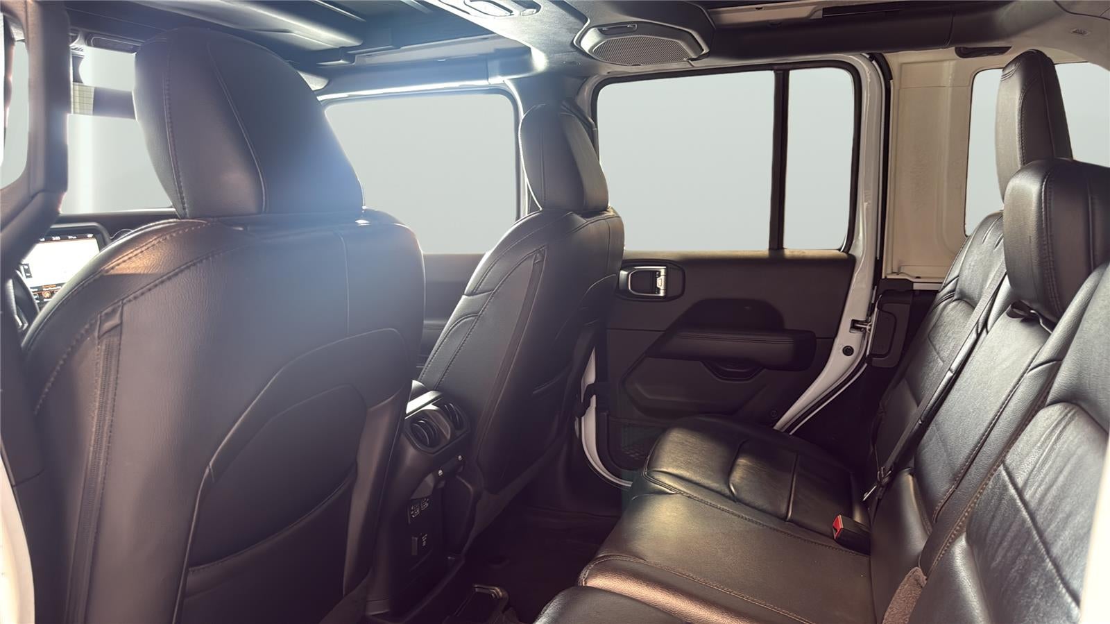 2023 Jeep Wrangler Sahara Altitude