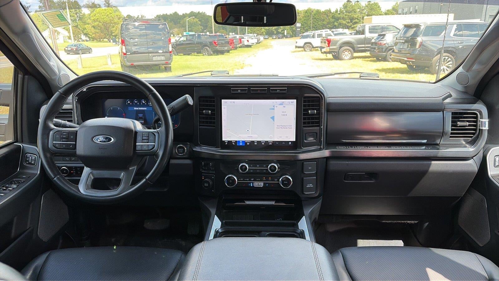 2024 Ford Super Duty F-450 DRW LARIAT