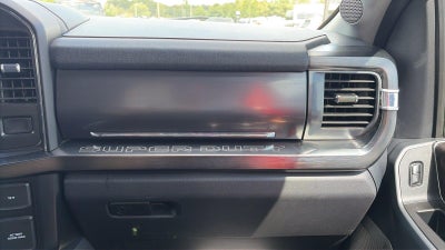 2024 Ford Super Duty F-450 DRW LARIAT