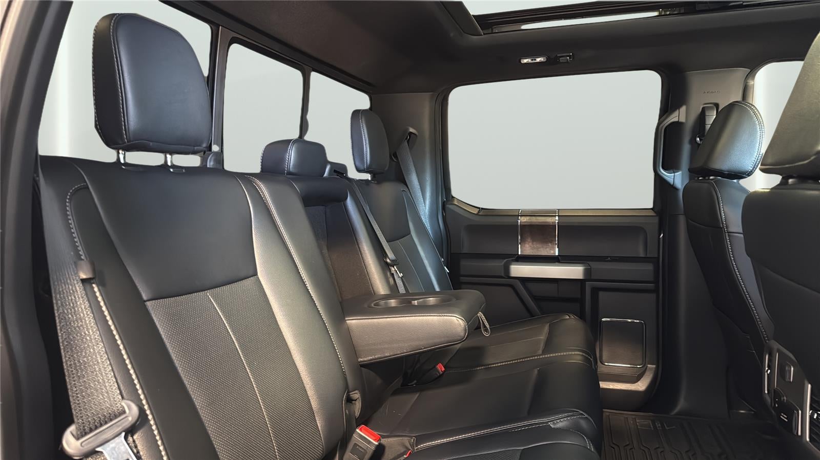 2022 Ford Super Duty F-250 SRW LARIAT