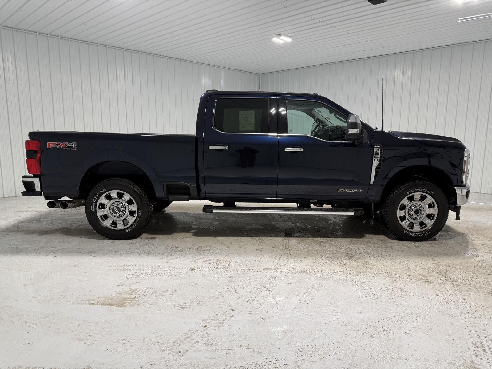2024 Ford Super Duty F-250 SRW Lariat