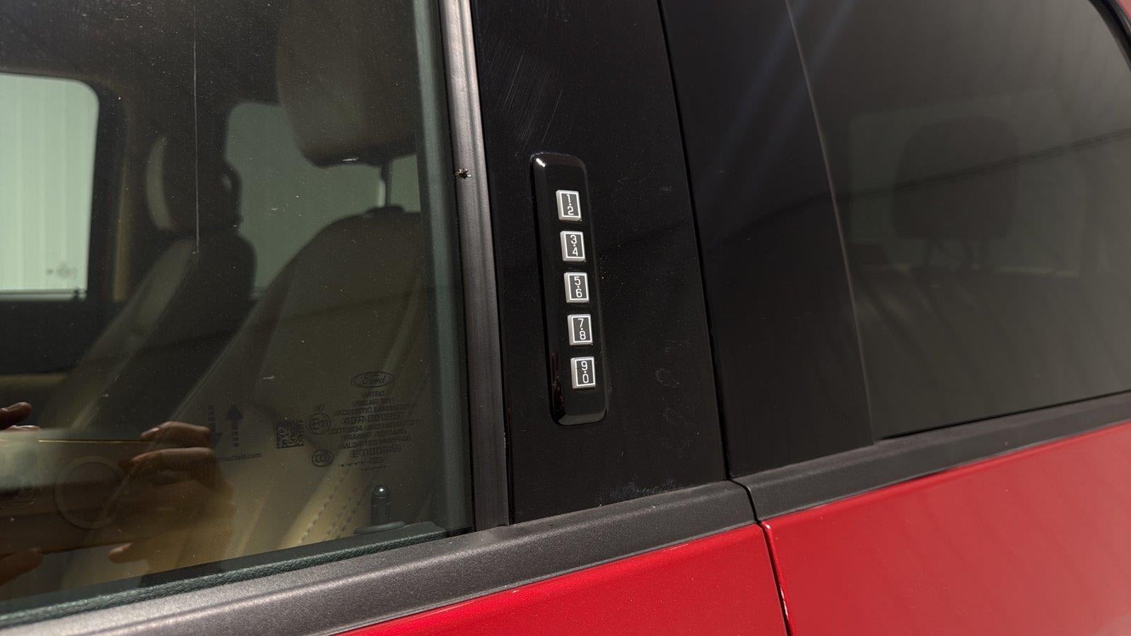 2022 Ford Super Duty F-250 Lariat