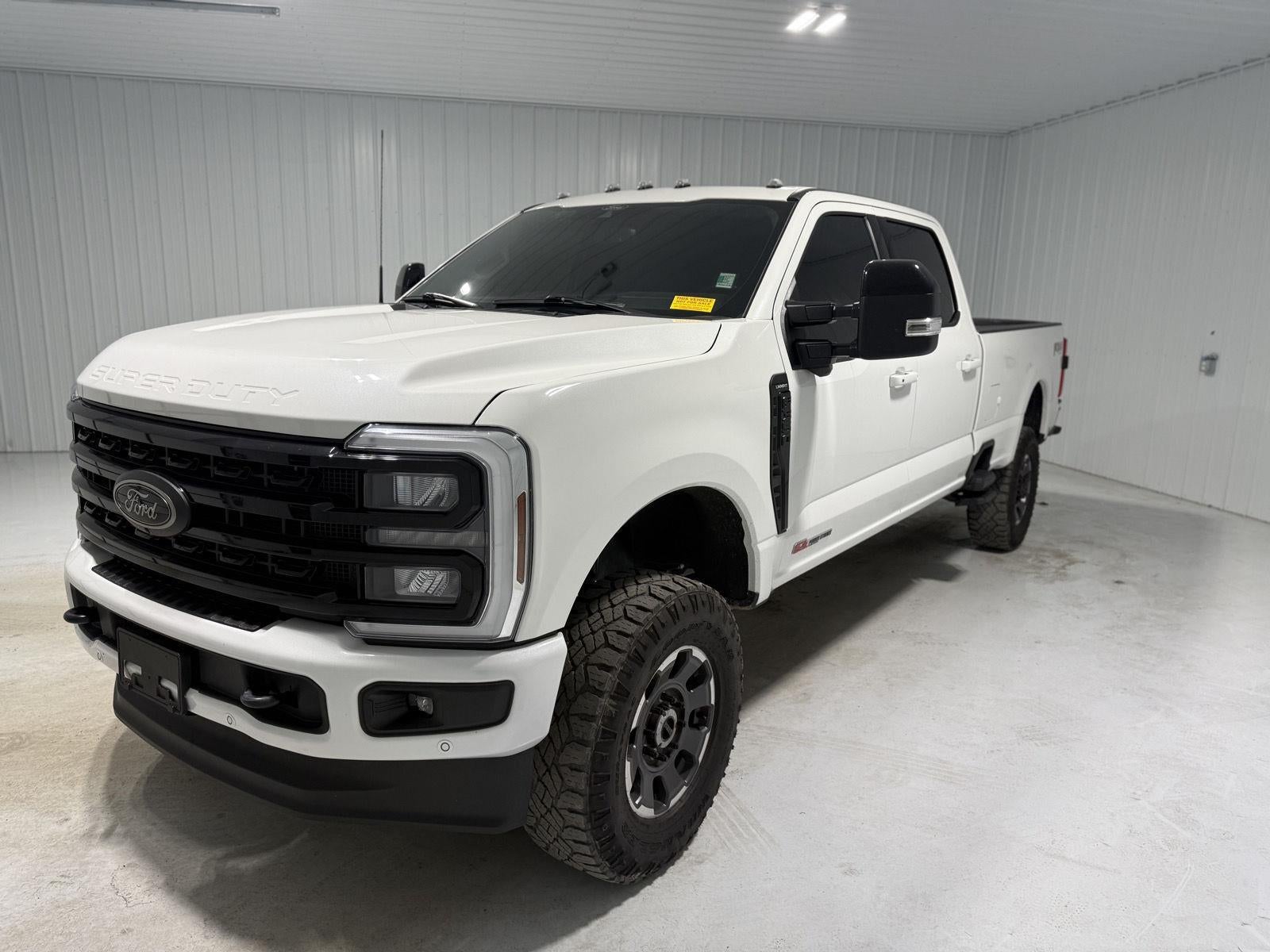 2024 Ford Super Duty F-350 SRW Lariat