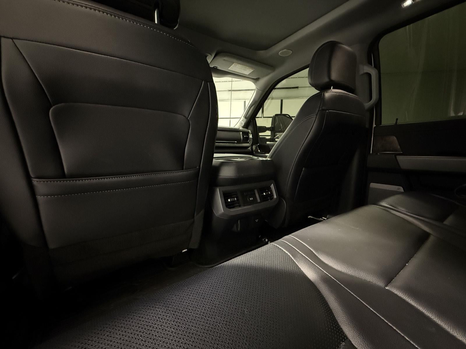 2024 Ford Super Duty F-350 SRW Lariat