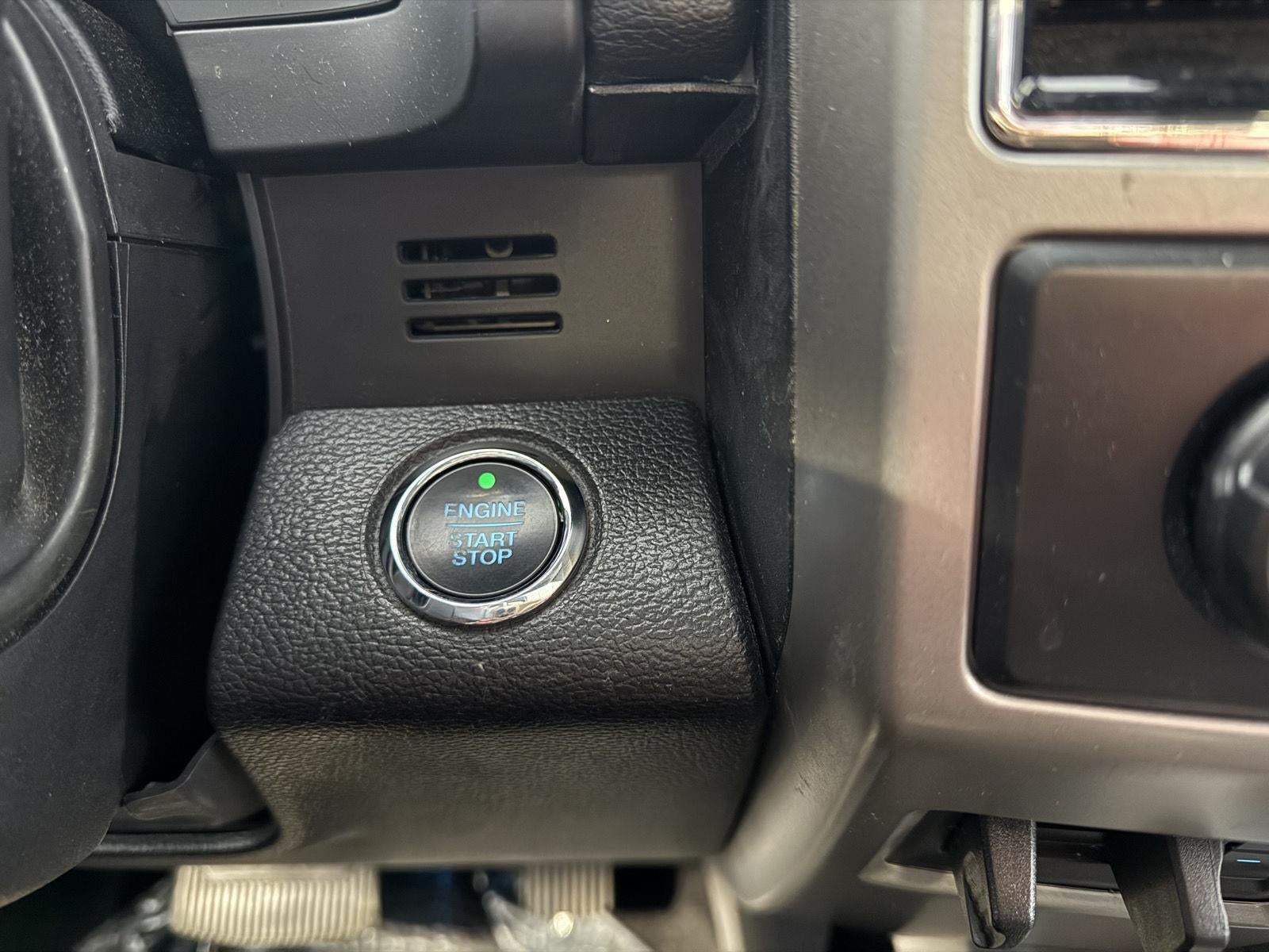 2019 Ford Super Duty F-450 DRW Lariat