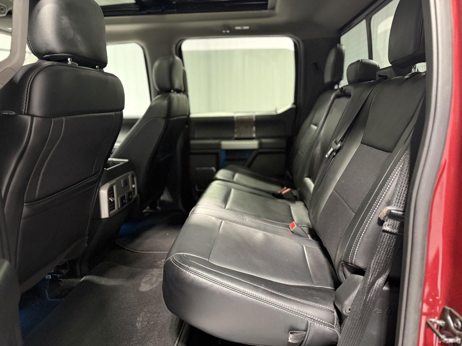 2019 Ford Super Duty F-450 DRW Lariat