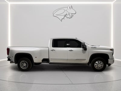 2025 Chevrolet Silverado 3500HD High Country