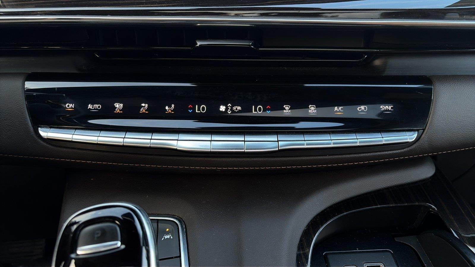 2021 Cadillac Escalade Esv Sport