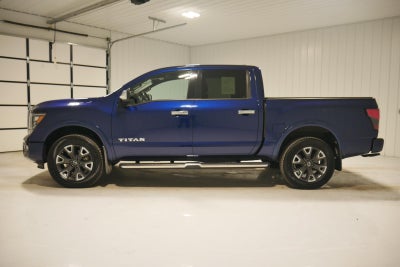 2023 Nissan Titan Platinum Reserve
