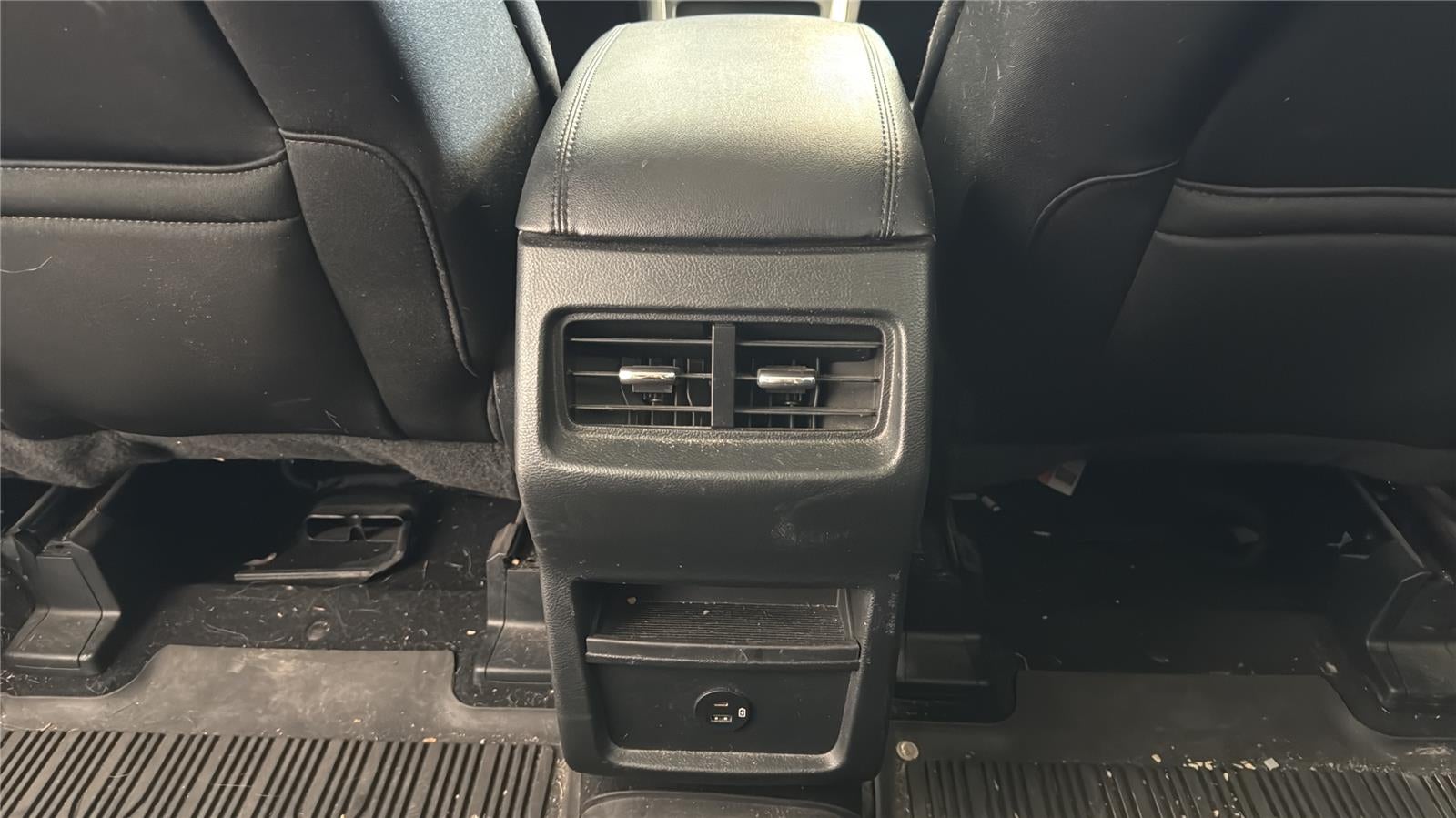 2021 Ford Edge SE