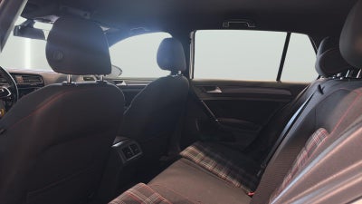 2020 Volkswagen Golf GTI S