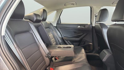 2022 Volkswagen Jetta SE