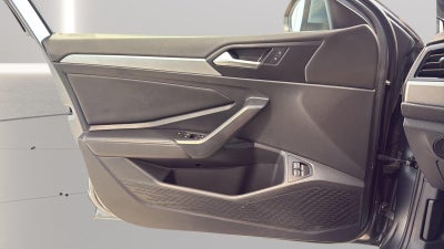 2022 Volkswagen Jetta SE
