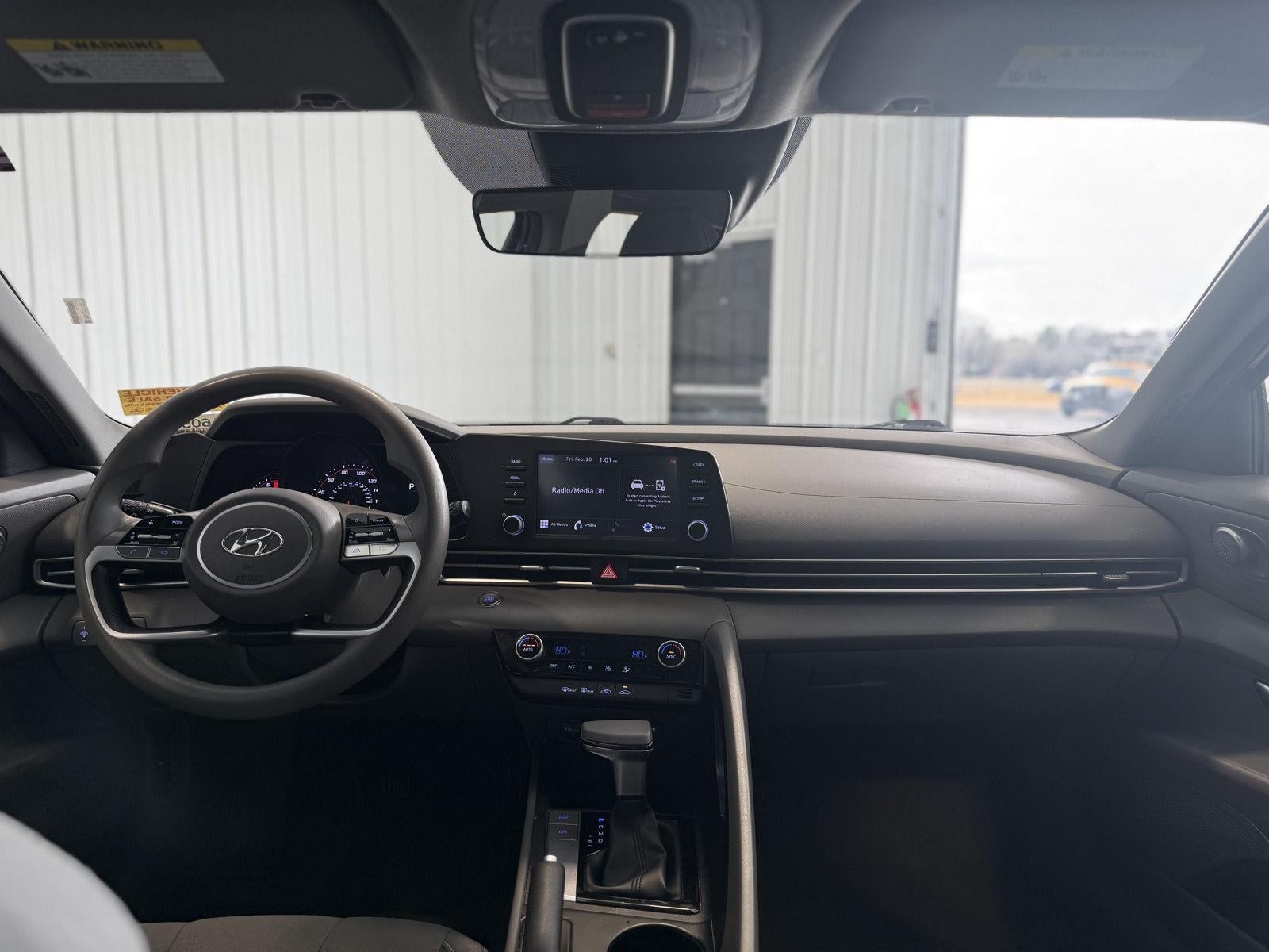 2023 Hyundai ELANTRA SEL