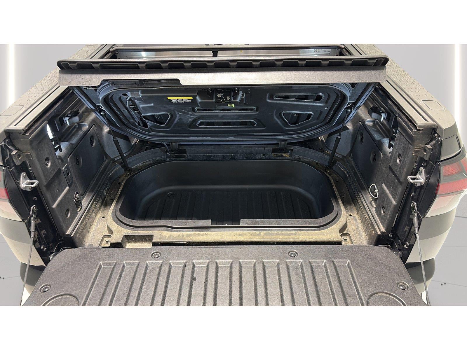 2025 Hyundai SANTA CRUZ SEL Activity