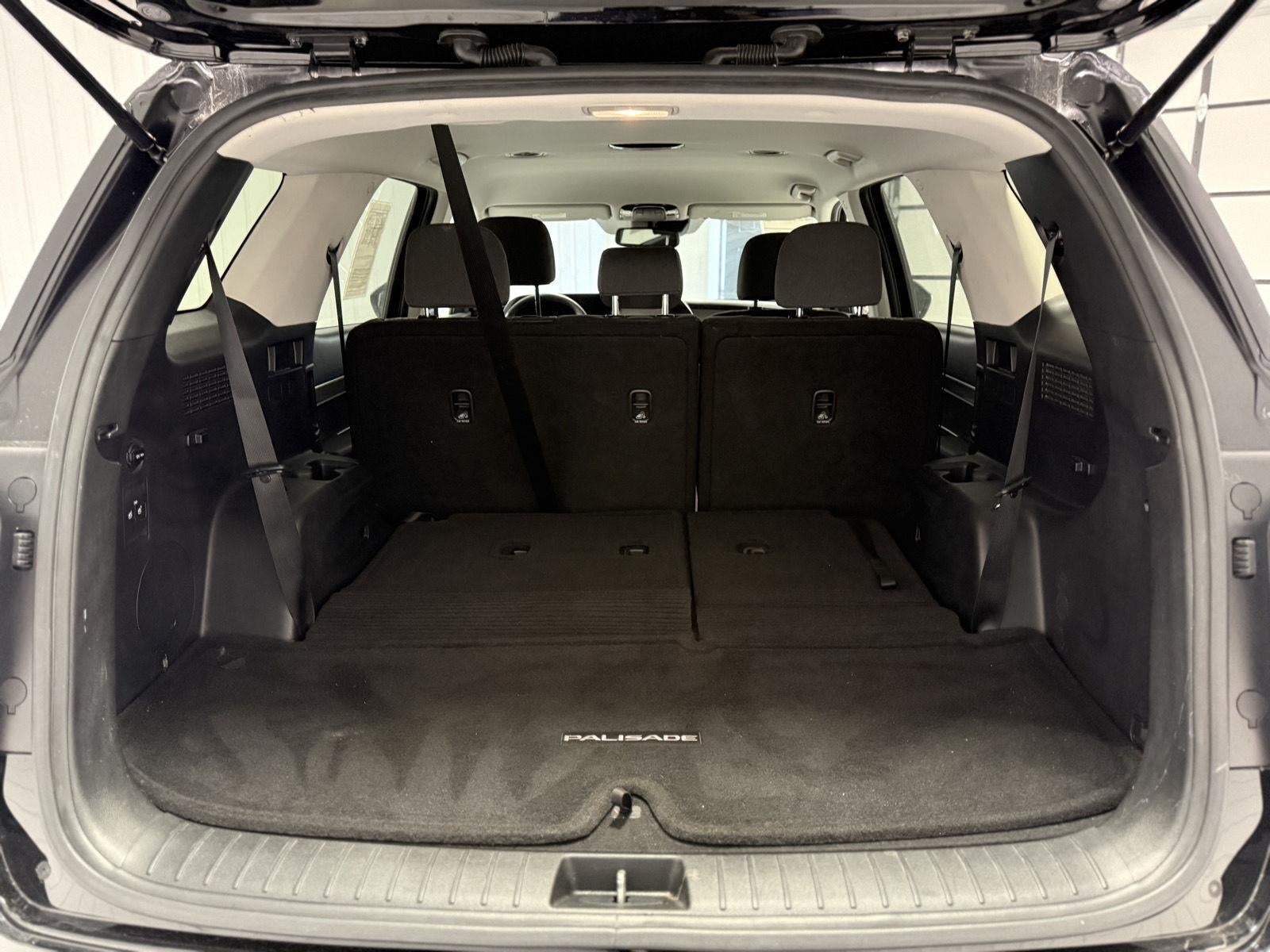 2022 Hyundai PALISADE SE