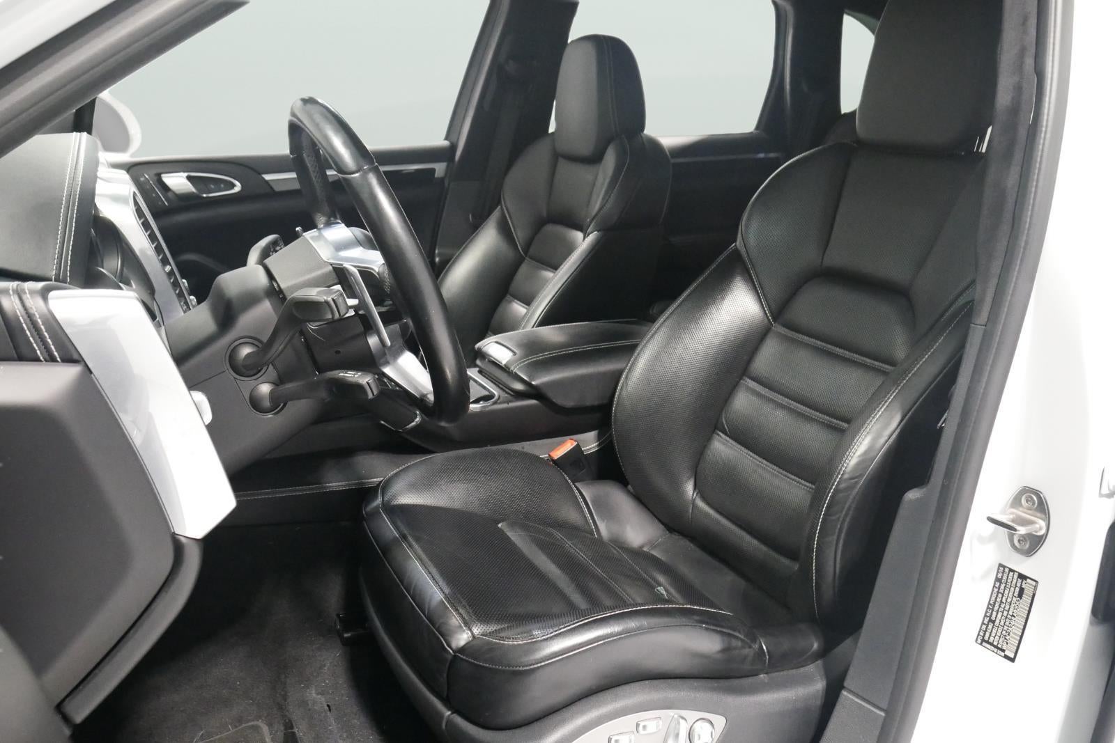 2017 Porsche Cayenne Turbo