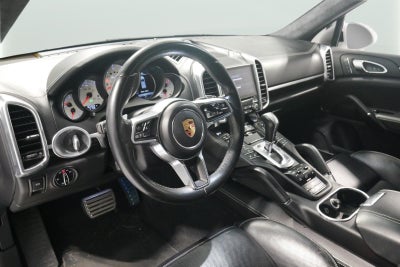 2017 Porsche Cayenne Turbo