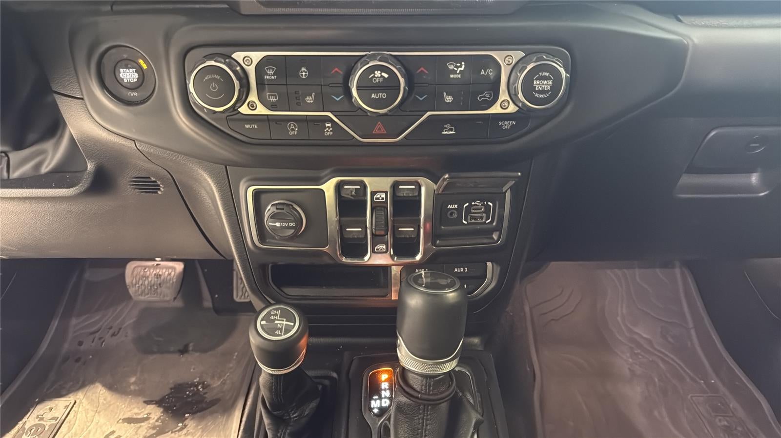 2023 Jeep Wrangler Sahara Altitude