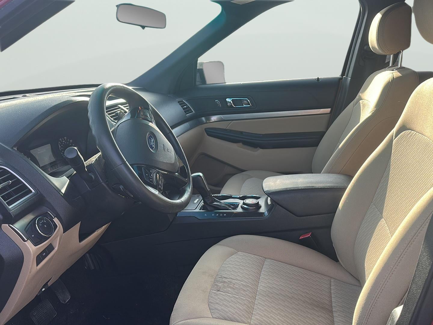 2017 Ford Explorer Base