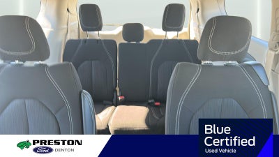 2024 Chrysler Voyager LX