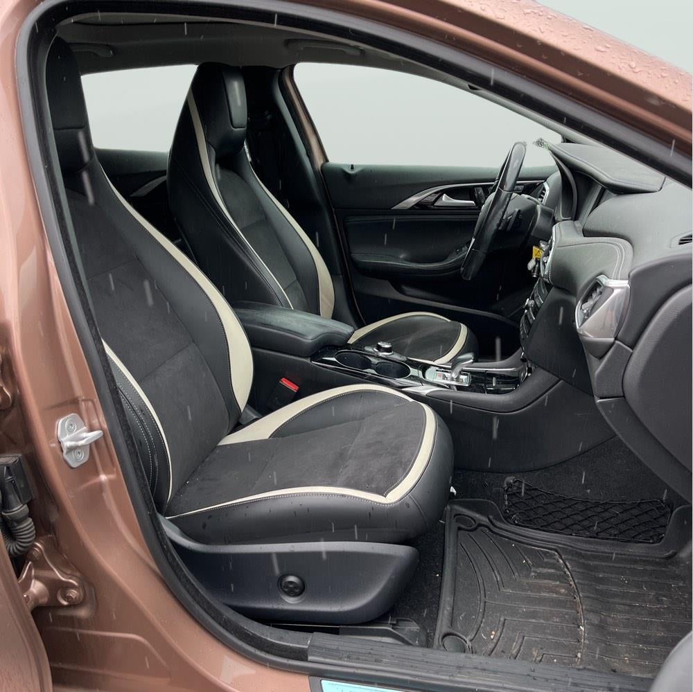 2018 INFINITI QX30 Sport