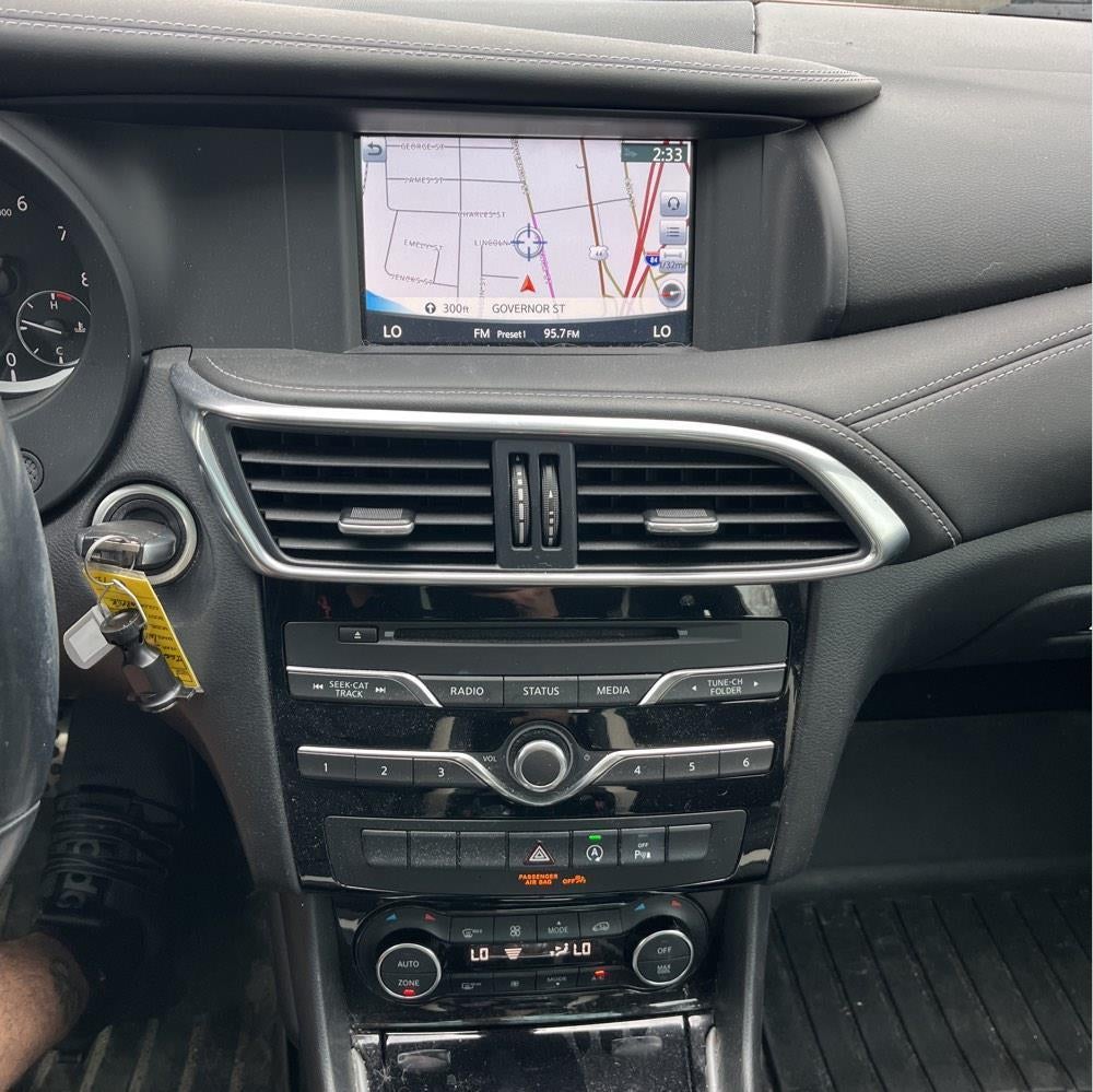 2018 INFINITI QX30 Sport