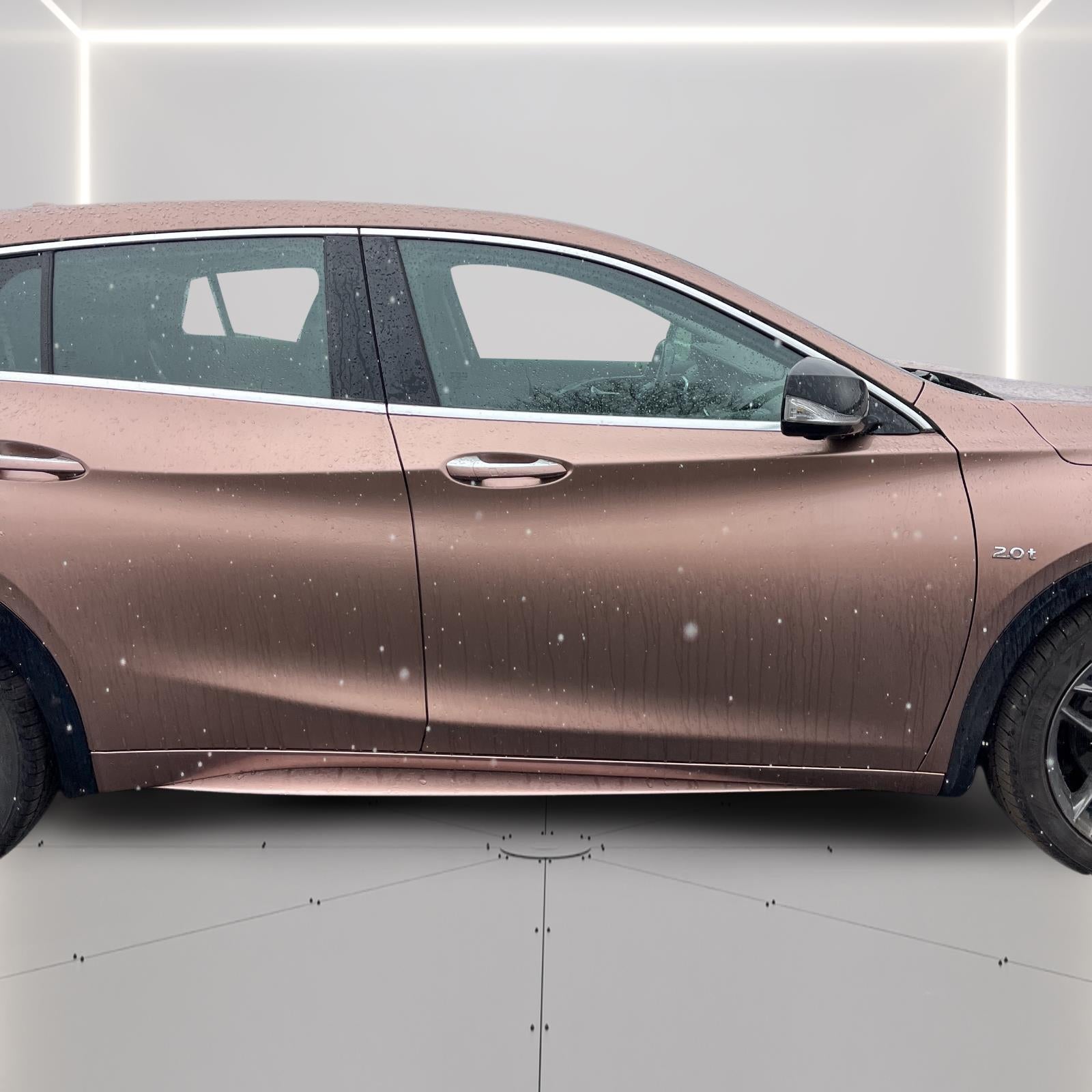 2018 INFINITI QX30 Sport