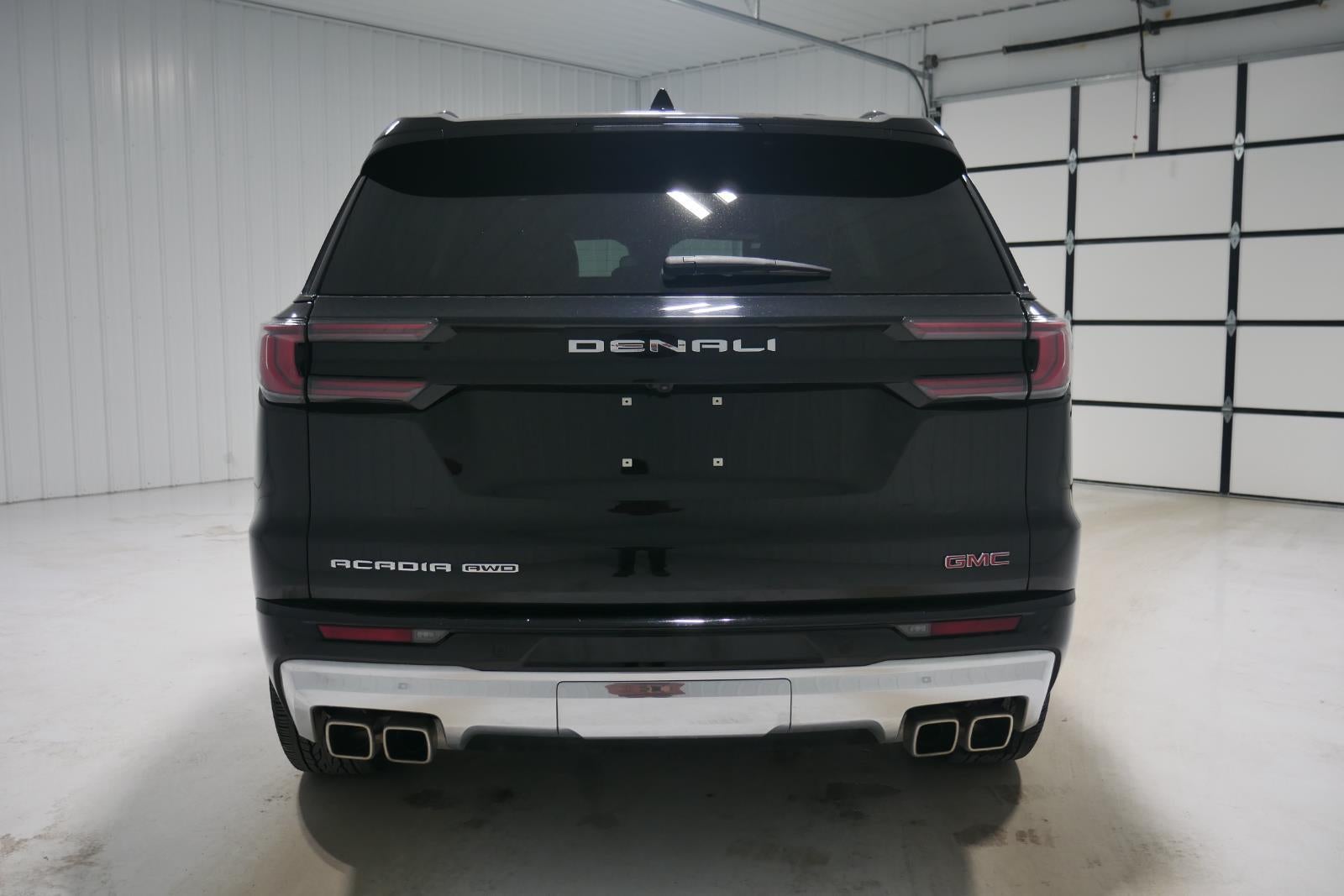 2024 GMC Acadia AWD Denali