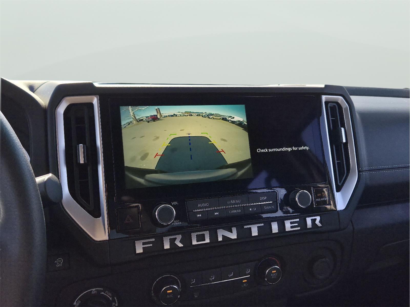 2025 Nissan Frontier SV