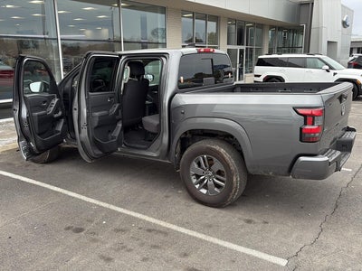 2025 Nissan Frontier SV