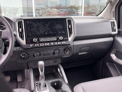 2025 Nissan Frontier SV