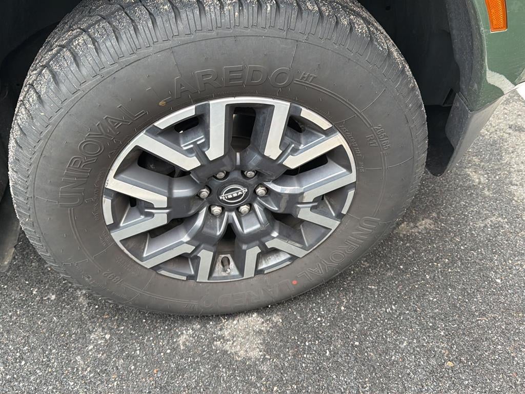 2022 Nissan Frontier SV