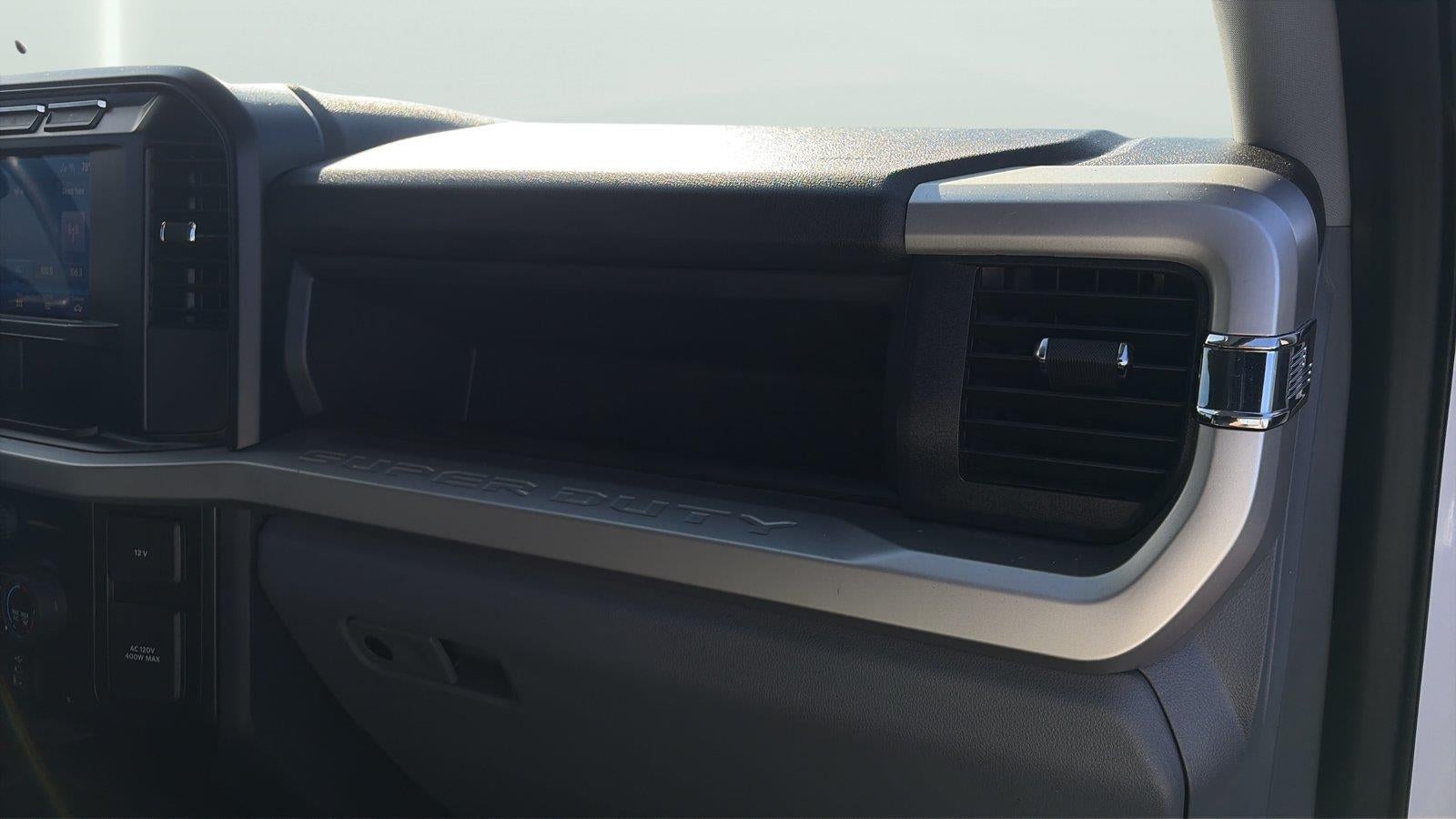 2024 Ford Super Duty F-550 DRW XL