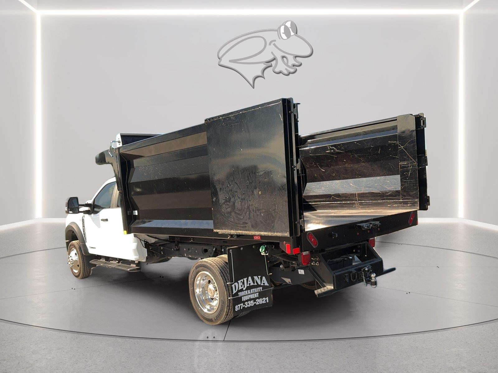 2024 Ford Super Duty F-550 DRW XL