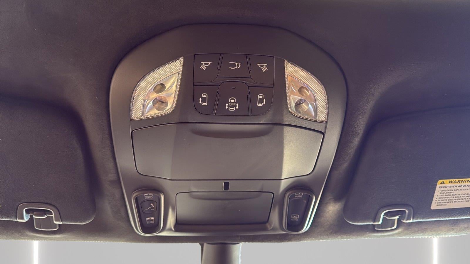 2023 Chrysler Pacifica Hybrid Pinnacle