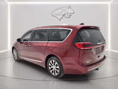 2023 Chrysler Pacifica Hybrid Pinnacle