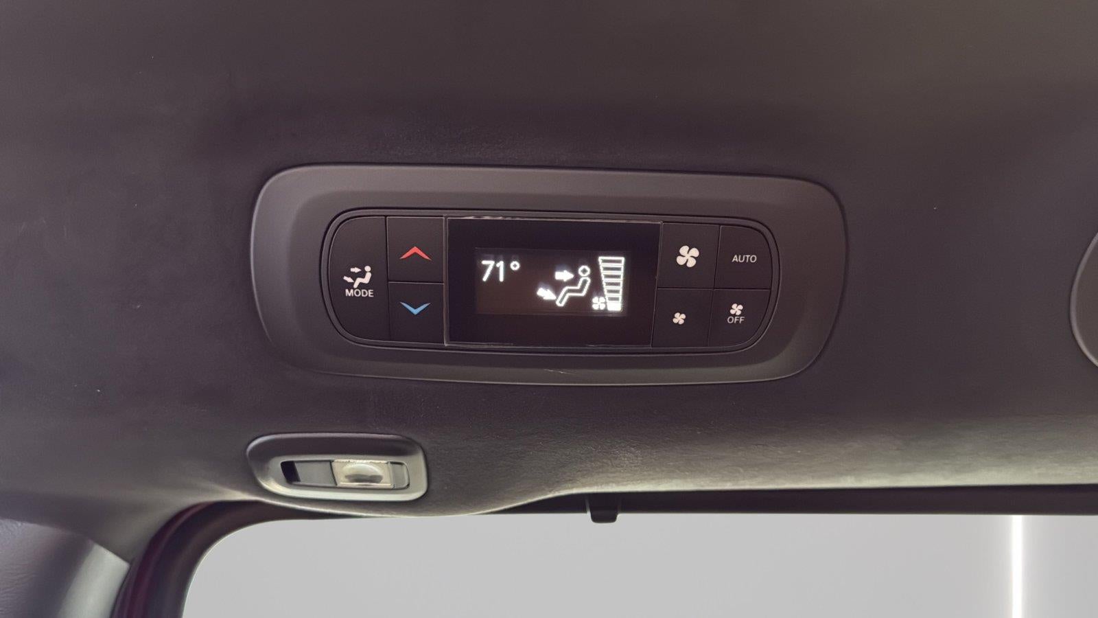 2023 Chrysler Pacifica Hybrid Pinnacle