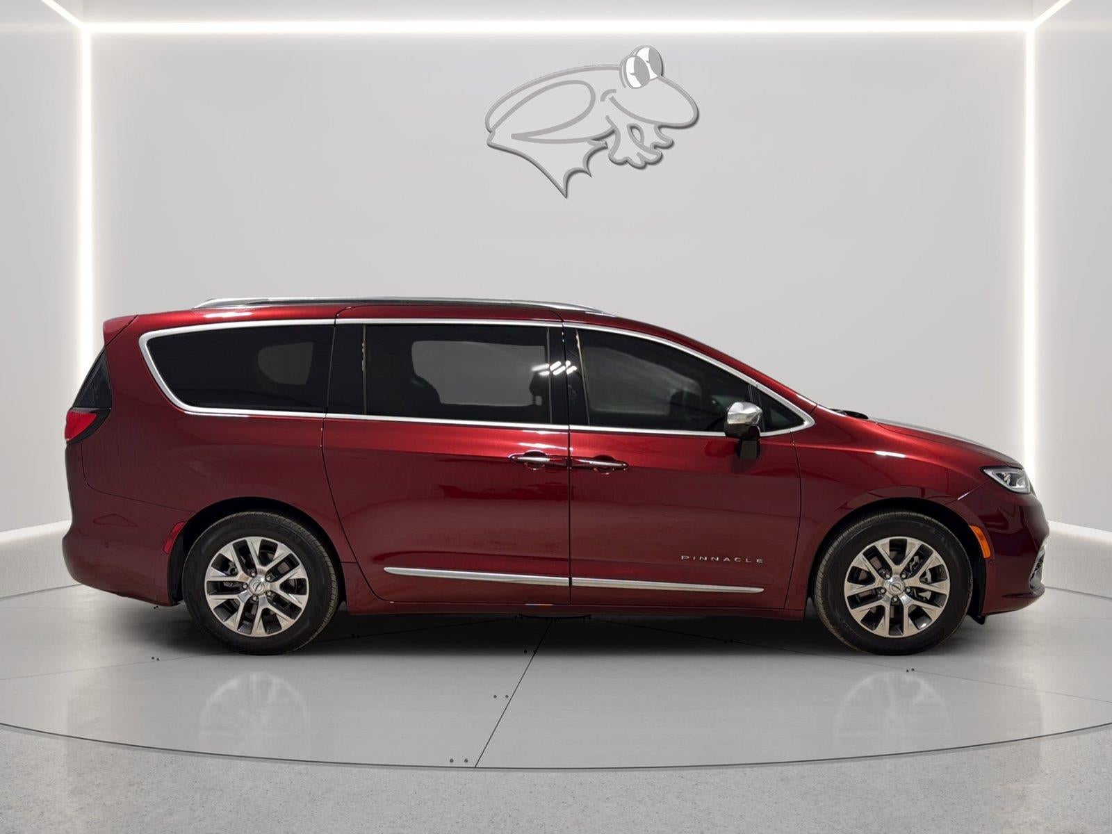 2023 Chrysler Pacifica Hybrid Pinnacle