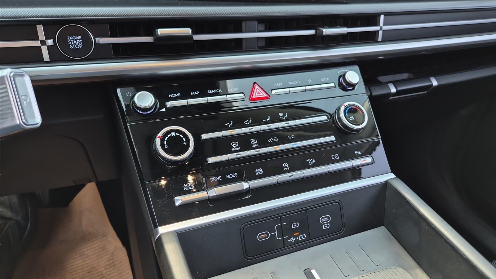 2024 Hyundai SANTA FE SE