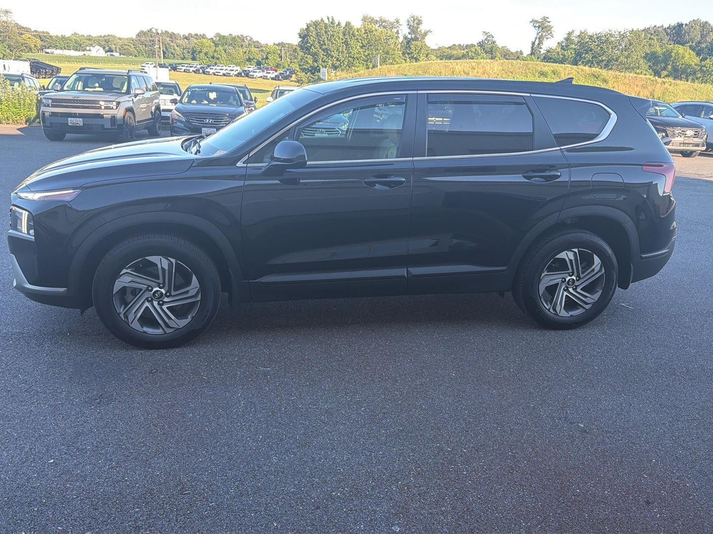 2023 Hyundai SANTA FE SE