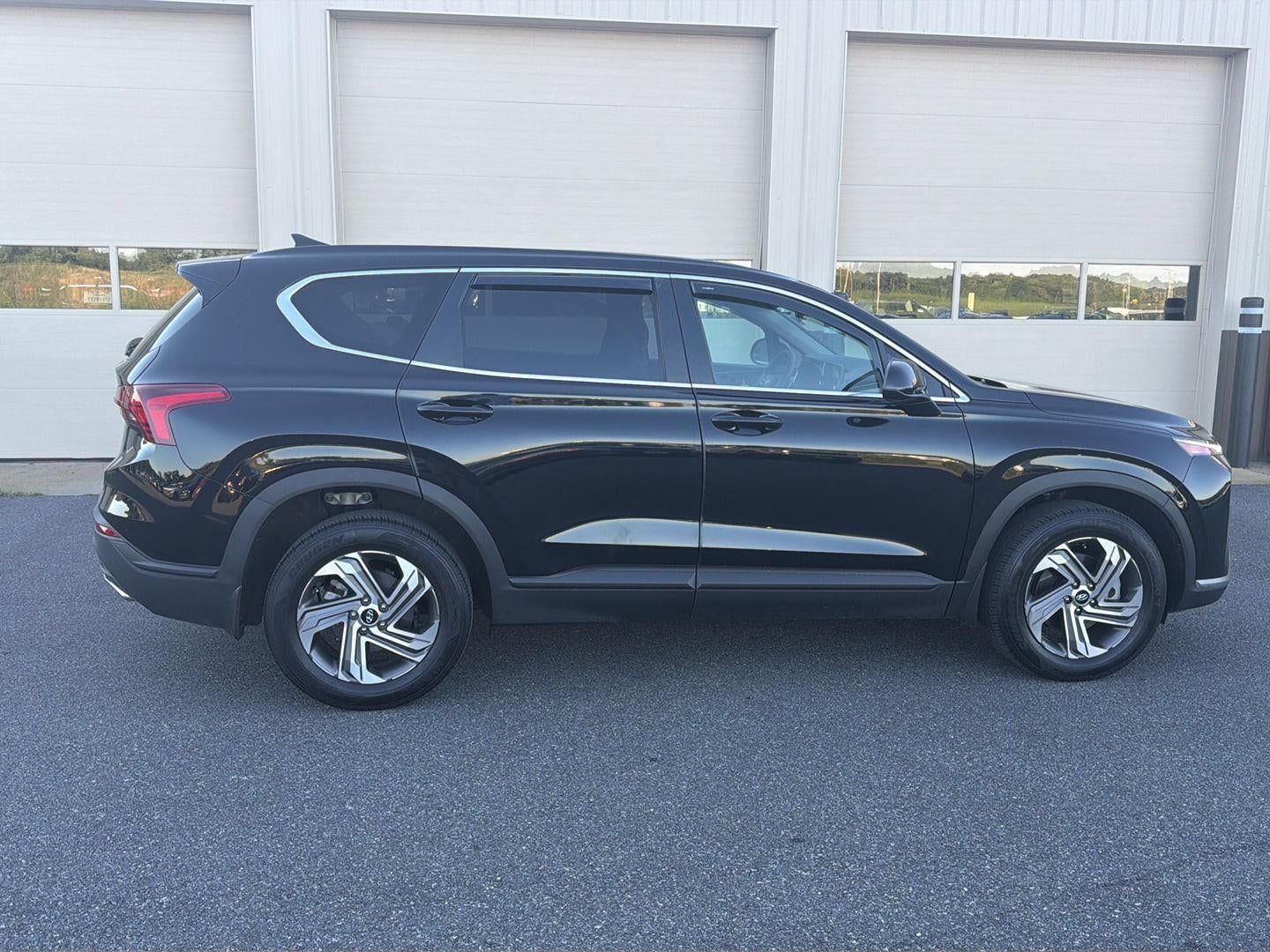 2023 Hyundai SANTA FE SE