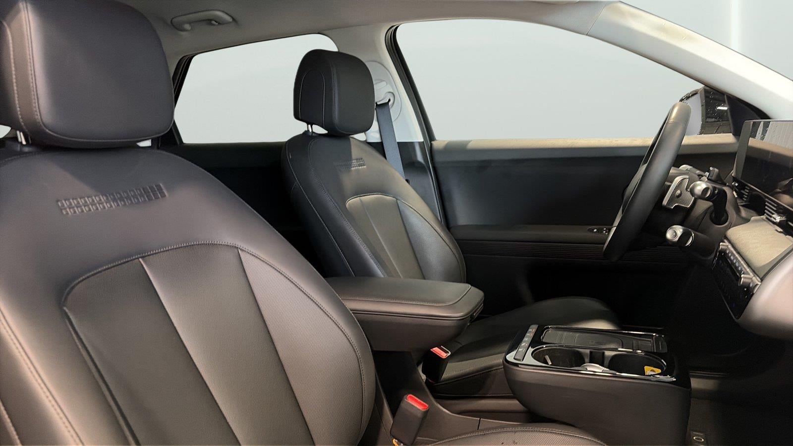 2025 Hyundai IONIQ 5 SEL