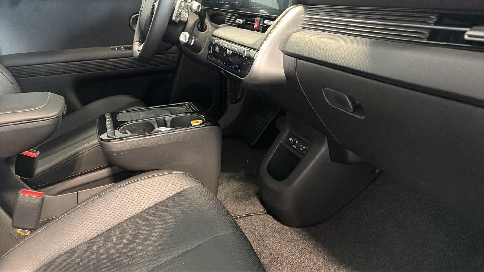2025 Hyundai IONIQ 5 SEL