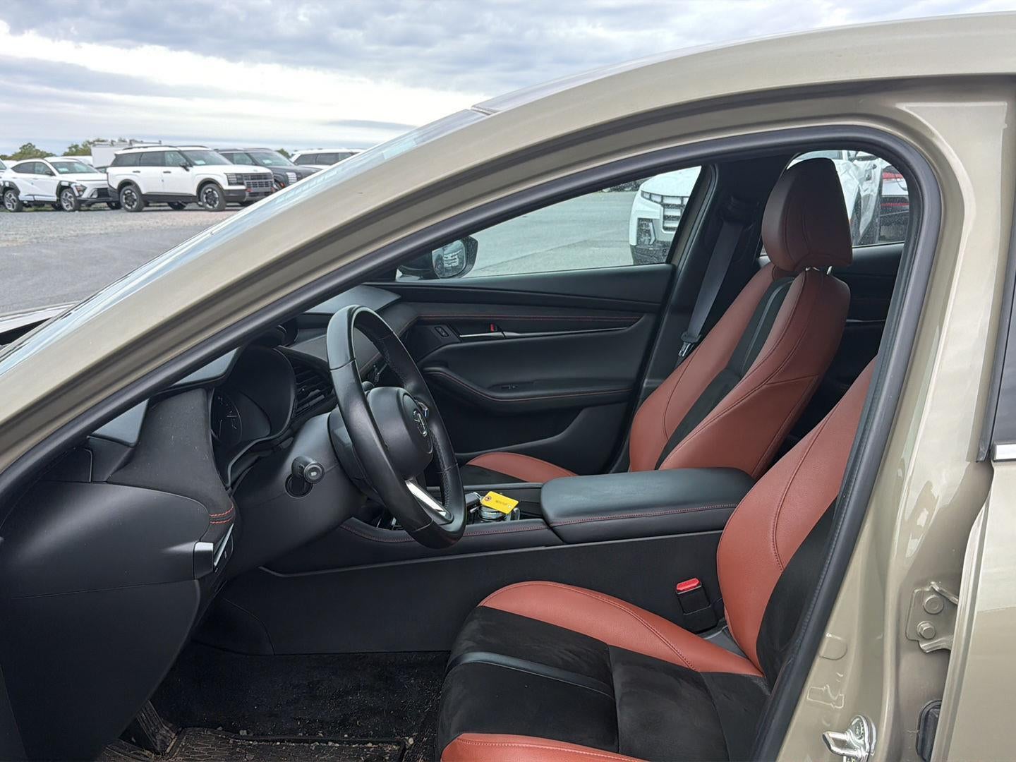 2024 Mazda Mazda3 Hatchback 2.5 Carbon Turbo