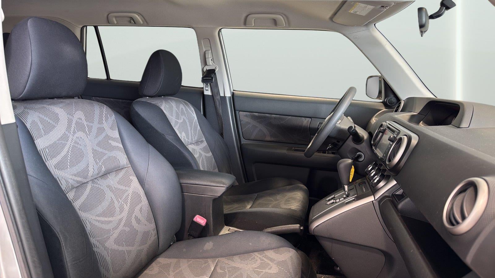 2014 Toyota SCION XB Base