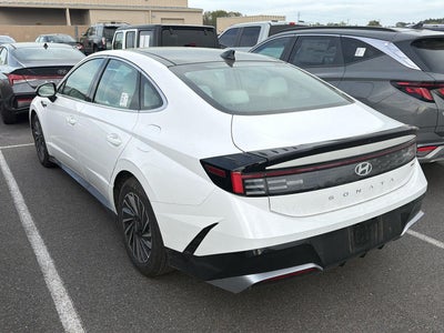 2026 Hyundai SONATA HYBRID SEL