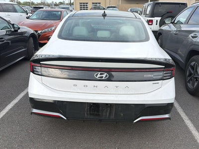 2026 Hyundai SONATA HYBRID SEL