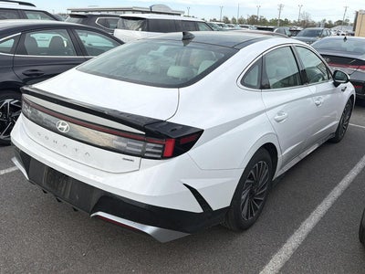 2026 Hyundai SONATA HYBRID SEL